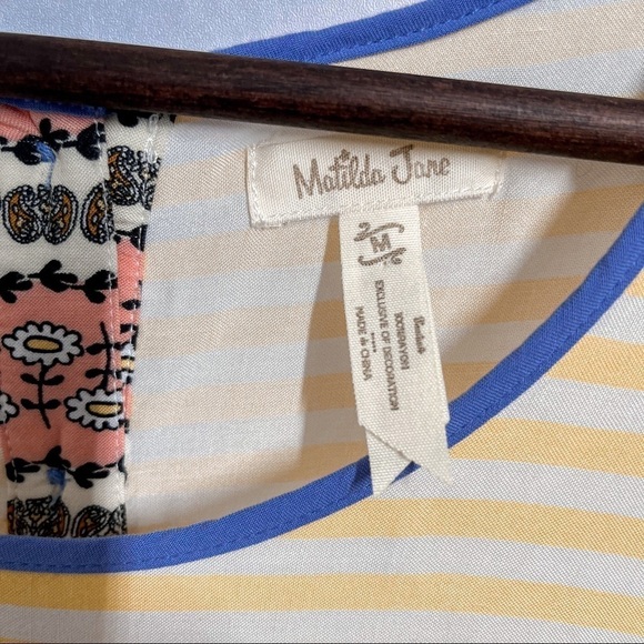 Matilda Jane Top On my Mind Yellow Blue Stripes and Flowers Short Sleeve Tunic M - Picture 7 of 7